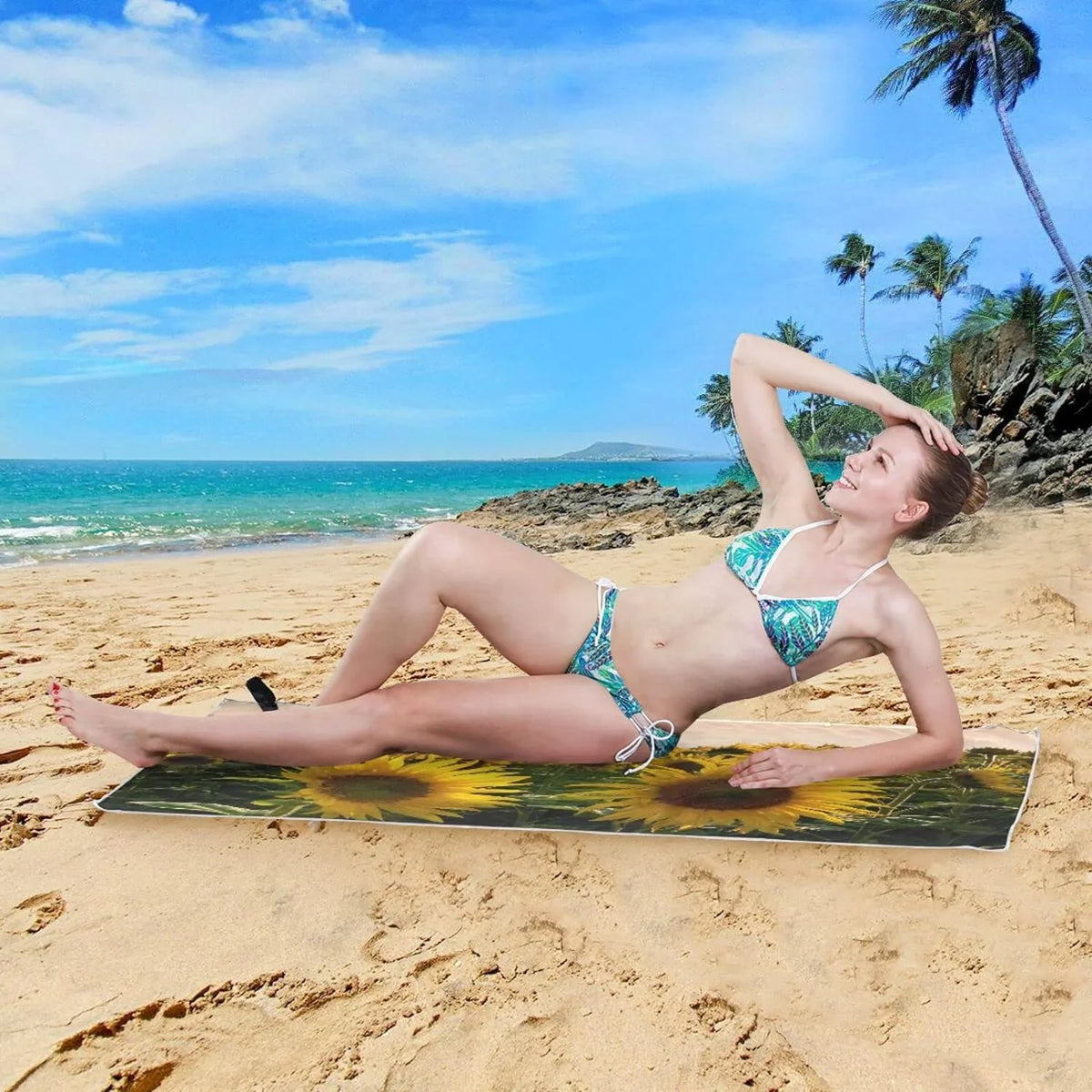 Bestwell Sunflower Field Beach Towel - Lightweight Compact Oversized Travel Towels - Super Absorbent Quick Dry Towel for Swimming Camping Holiday（363）